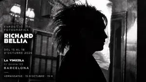 Richard Bellia expone en Barcelona cuatro décadas de fotografías analógicas de The Cure y leyendas del rock