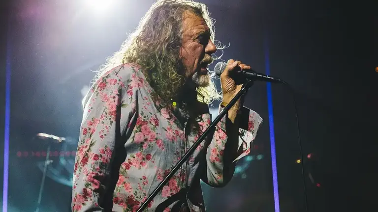 Robert Plant Led Zeppelin en QConciertos